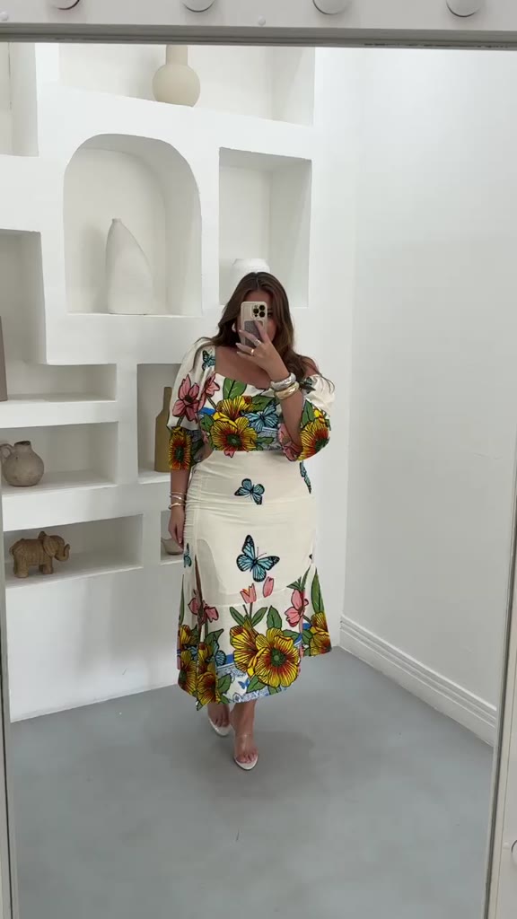 Vestido Mídi Plus Size