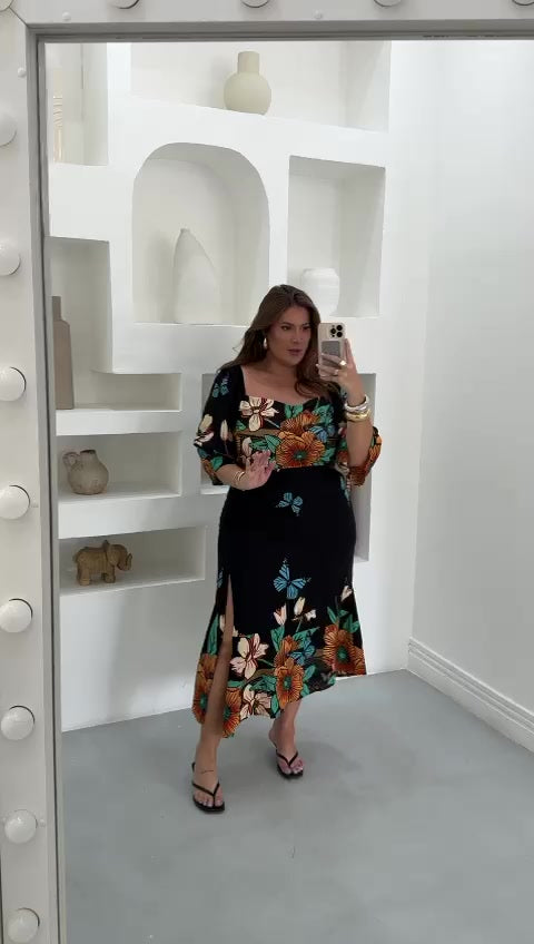 Vestido Midi Parati Fundo Preto