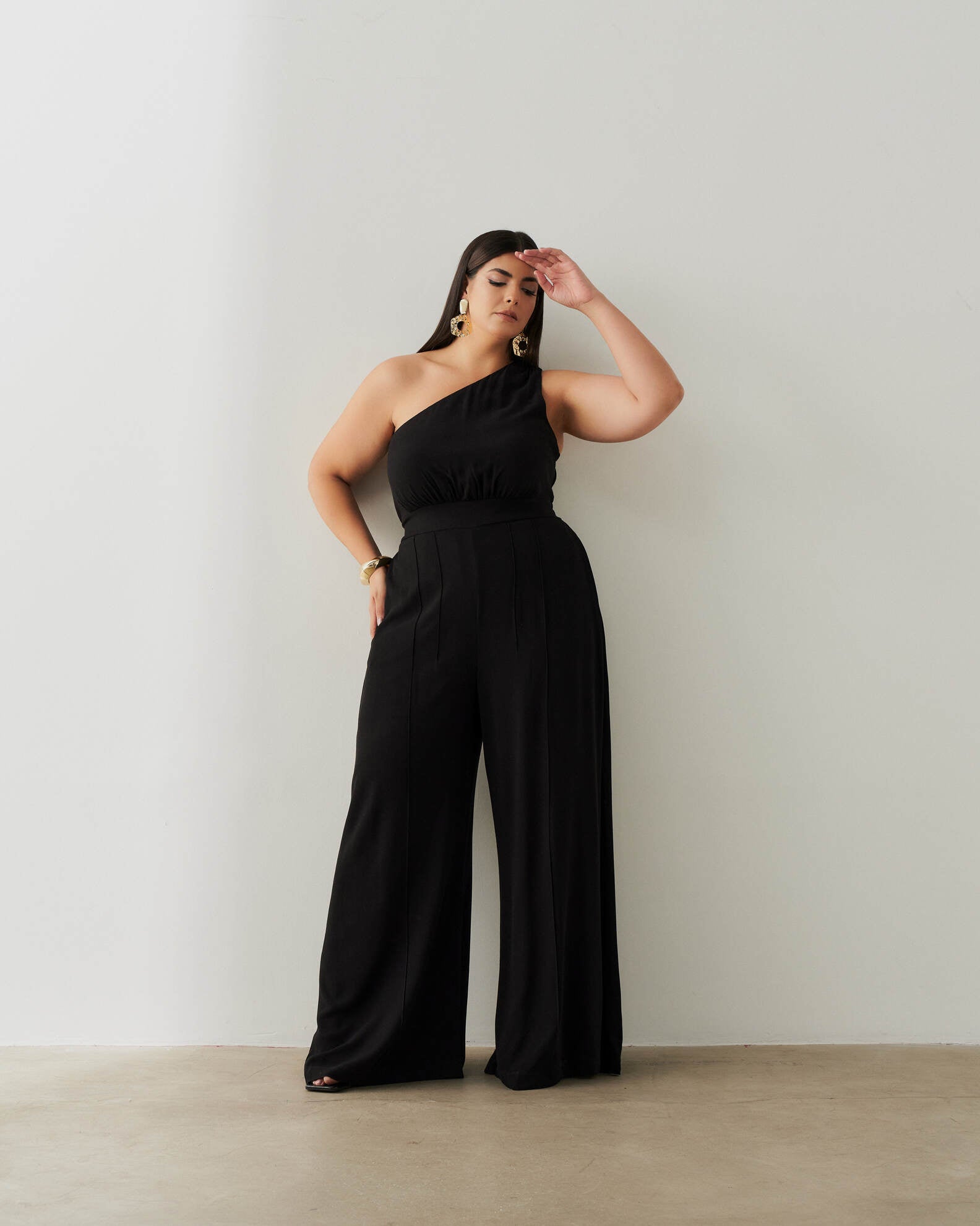 Macacão Ombro Só Plus Size (COMPRE 1 LEVE 2) + Bolsa de Brinde