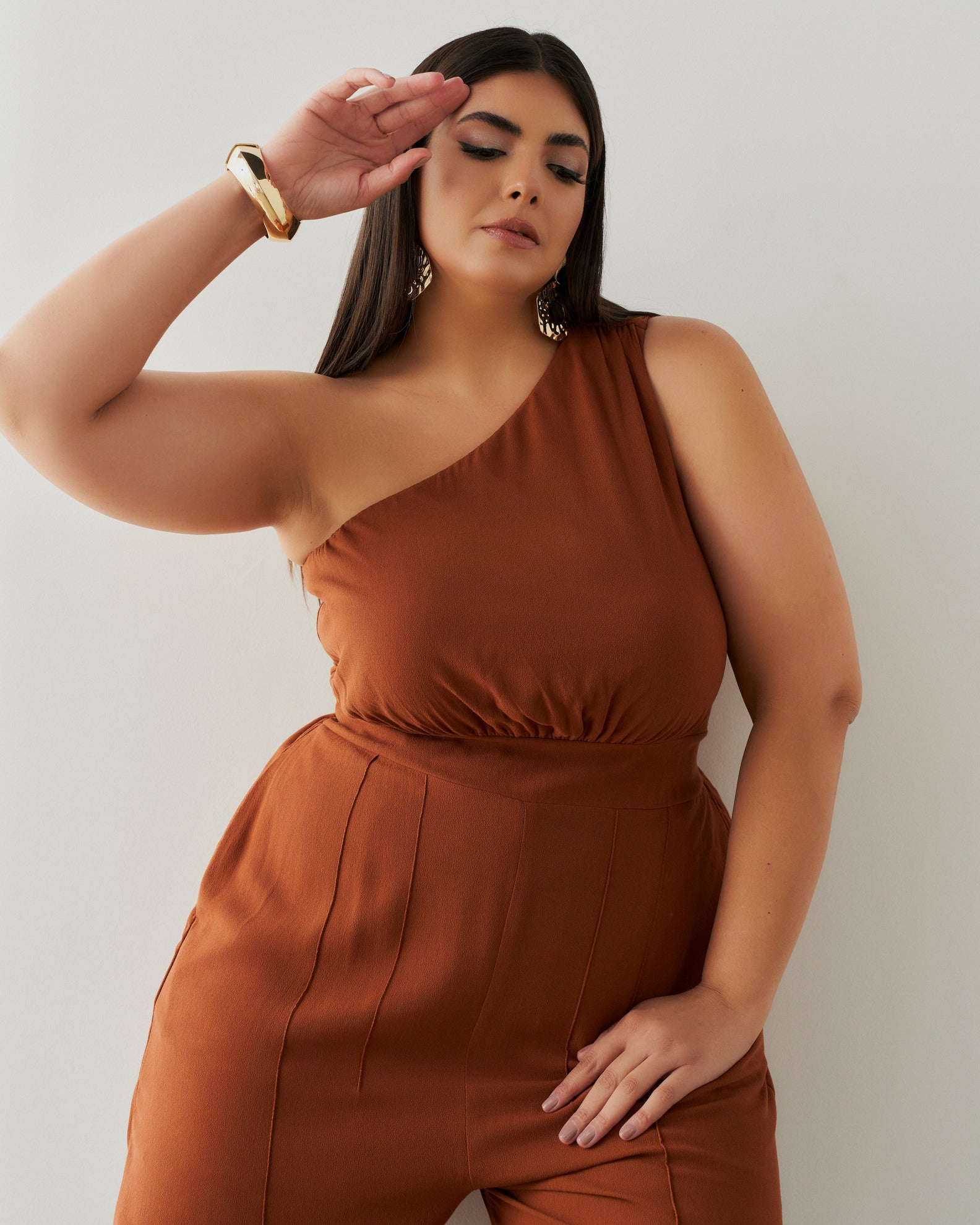 Macacão Ombro Só Plus Size (COMPRE 1 LEVE 2) + Bolsa de Brinde