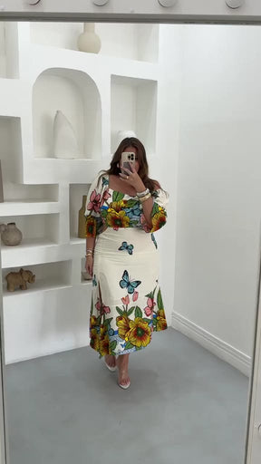 Vestido Mídi Plus Size
