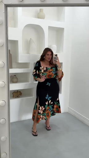 Vestido Midi Parati Fundo Preto